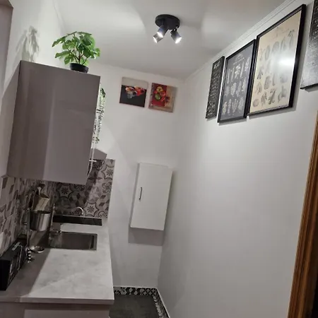 Апартаменты Cosy With High View Париж