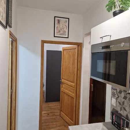 Cosy With High View Апартаменты Париж