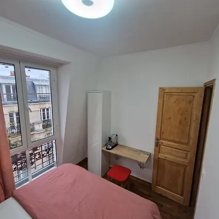 Апартаменты Cosy With High View